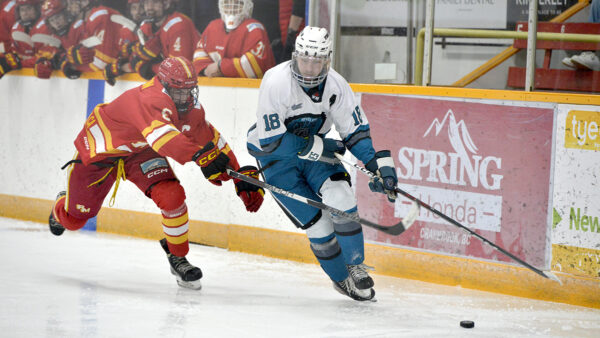 Grizzlies edge Flames in Mowat Cup